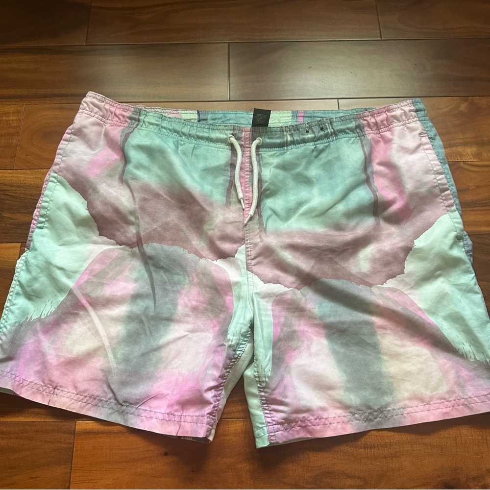 Men’s Swim Trunks Size XL